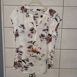 fun2fun Floral Split-Neck Blouse | Size XL | White & Pink